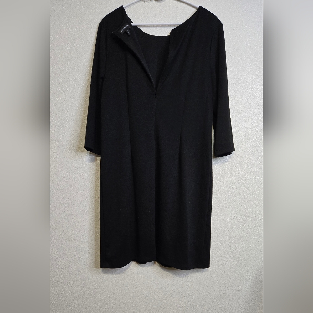 Dress - Picture 2 of 4
